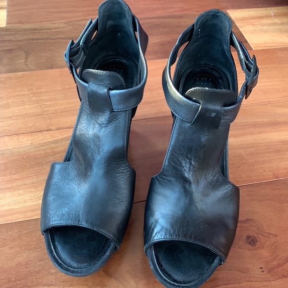 Tsubo leather heels - Picture 3 of 14